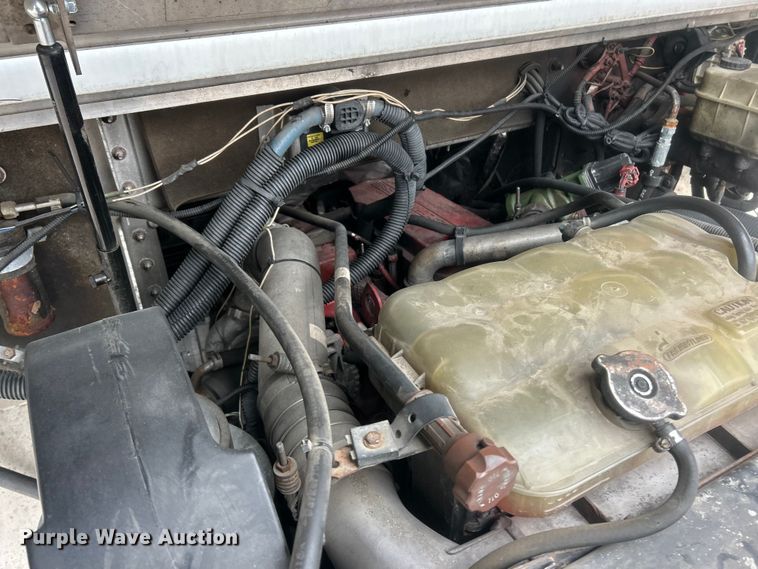 image for item ET6879 2008 Freightliner MT45 delivery van