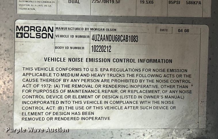 image for item ET6879 2008 Freightliner MT45 delivery van