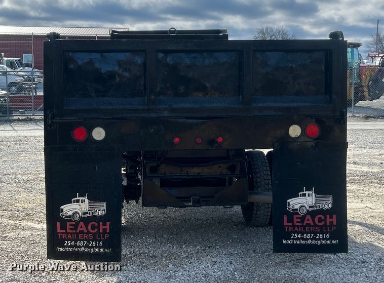 image for item ET6880 2019 RAM 5500 Heavy Duty dump truck