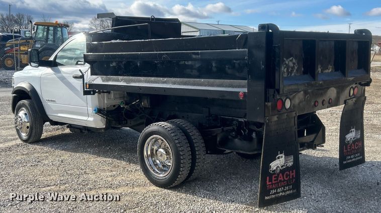 image for item ET6880 2019 RAM 5500 Heavy Duty dump truck