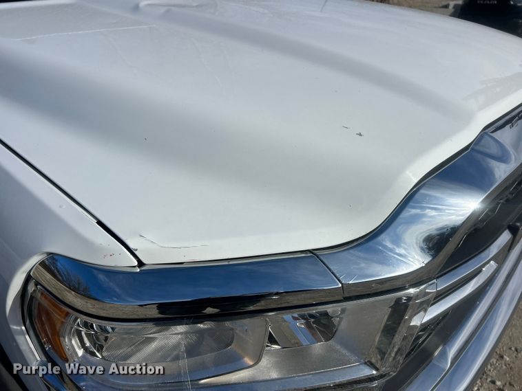 image for item ET6880 2019 RAM 5500 Heavy Duty dump truck