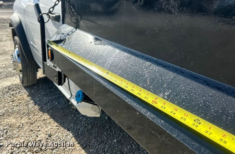 image for item ET6880 2019 RAM 5500 Heavy Duty dump truck