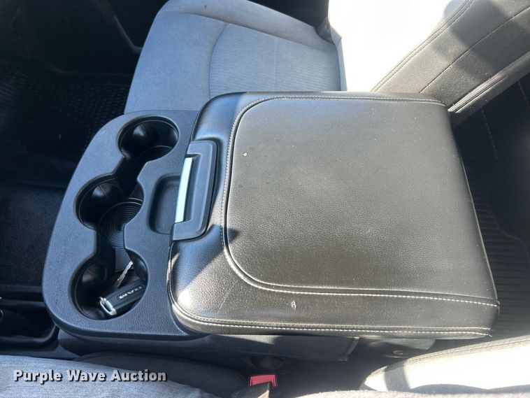 image for item ET6880 2019 RAM 5500 Heavy Duty dump truck