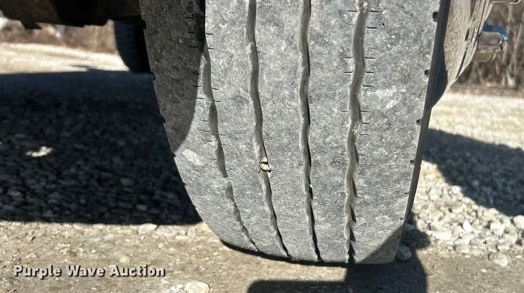 image for item ET6880 2019 RAM 5500 Heavy Duty dump truck