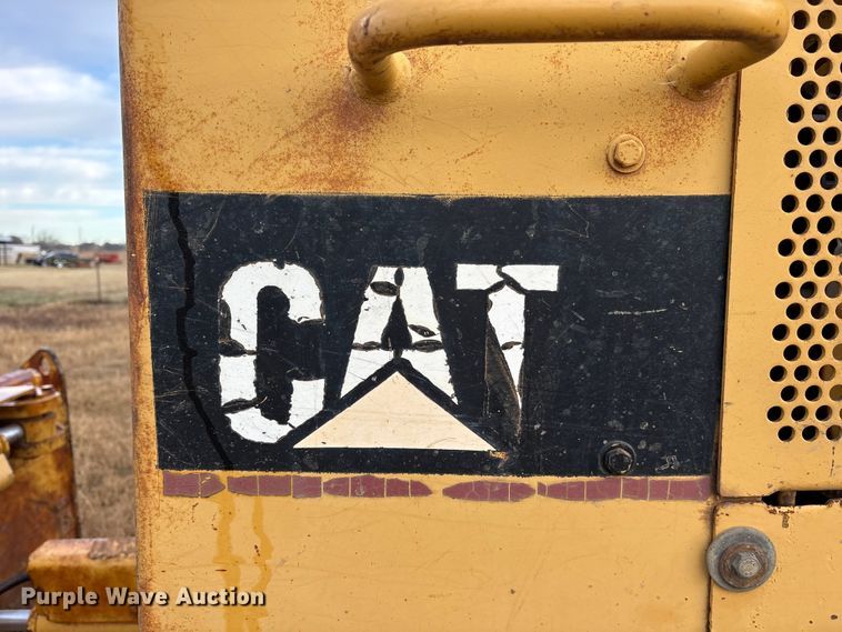 image for item ET7493 1998 Caterpillar D5M LGP dozer