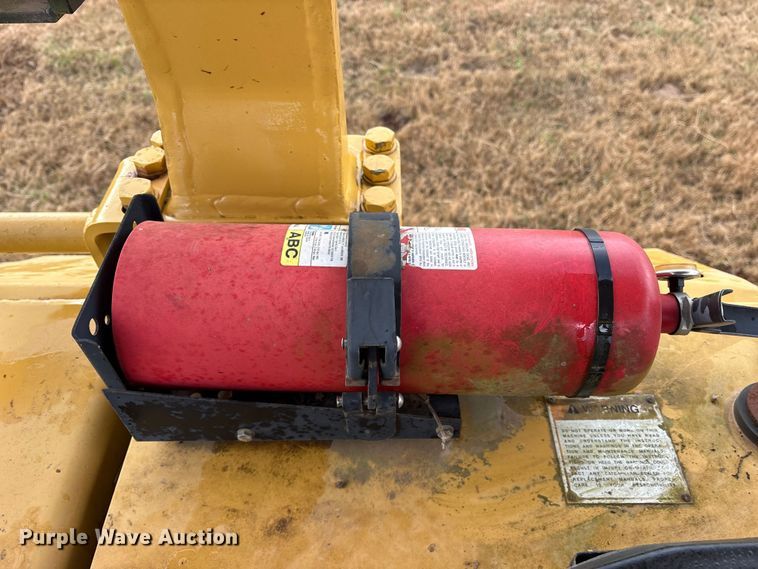 image for item ET7493 1998 Caterpillar D5M LGP dozer