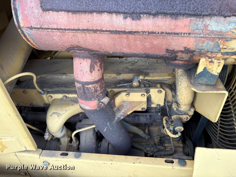 image for item ET7493 1998 Caterpillar D5M LGP dozer