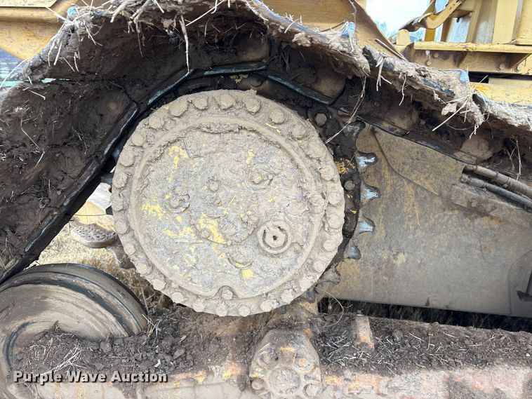image for item ET7493 1998 Caterpillar D5M LGP dozer