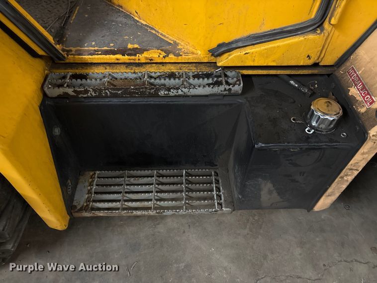 image for item ET8645 2015 Load Lifter LLL 8000 forklift