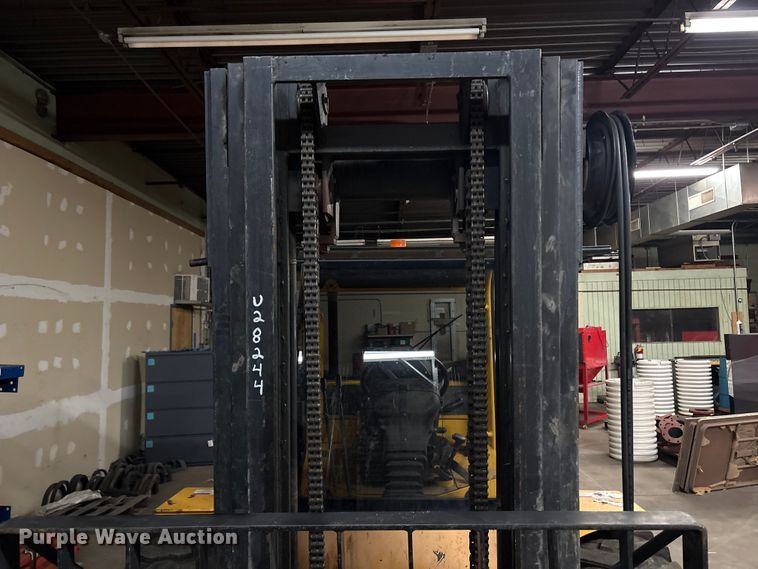 image for item ET8645 2015 Load Lifter LLL 8000 forklift