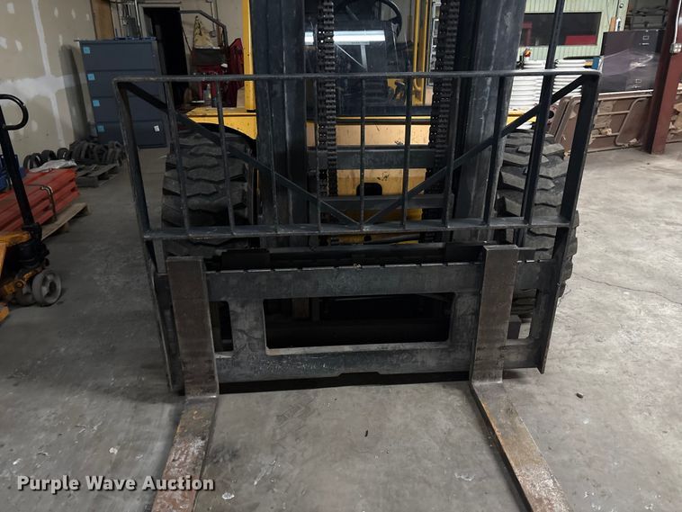 image for item ET8645 2015 Load Lifter LLL 8000 forklift