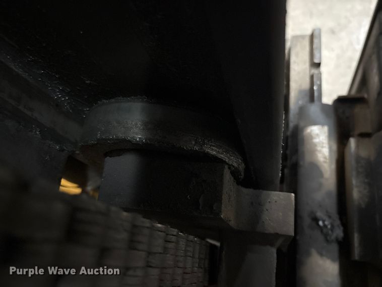 image for item ET8645 2015 Load Lifter LLL 8000 forklift