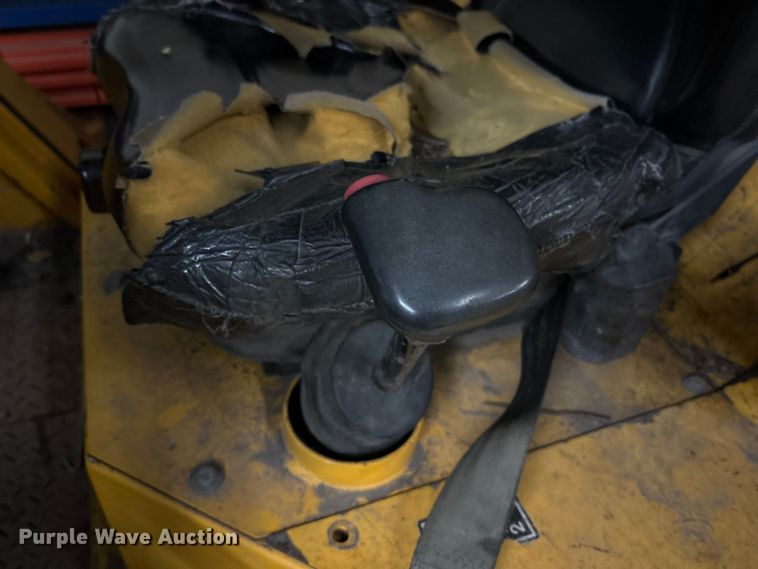 image for item ET8645 2015 Load Lifter LLL 8000 forklift