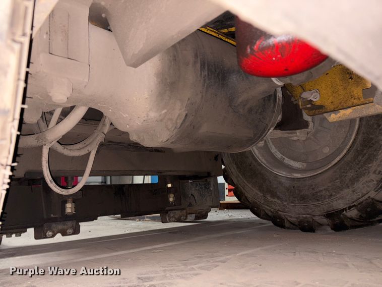 image for item ET8645 2015 Load Lifter LLL 8000 forklift