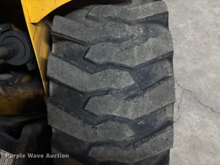 image for item ET8645 2015 Load Lifter LLL 8000 forklift