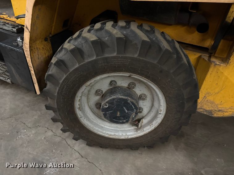 image for item ET8645 2015 Load Lifter LLL 8000 forklift