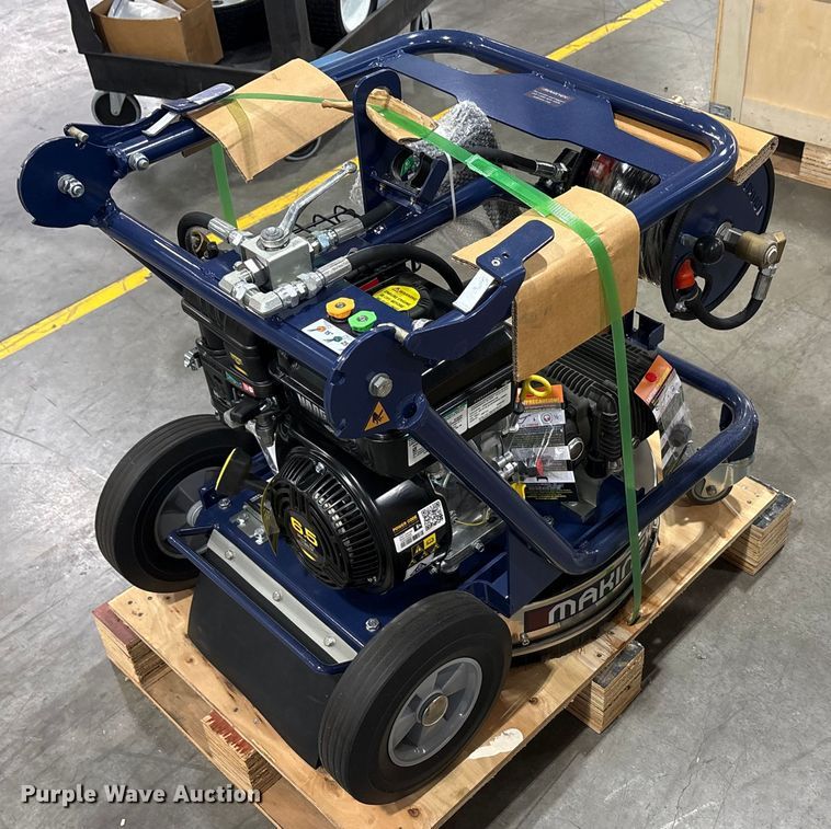 image for item EU0266 2022 Makinex DPW-2500-DS pressure washer