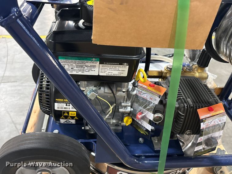 image for item EU0266 2022 Makinex DPW-2500-DS pressure washer