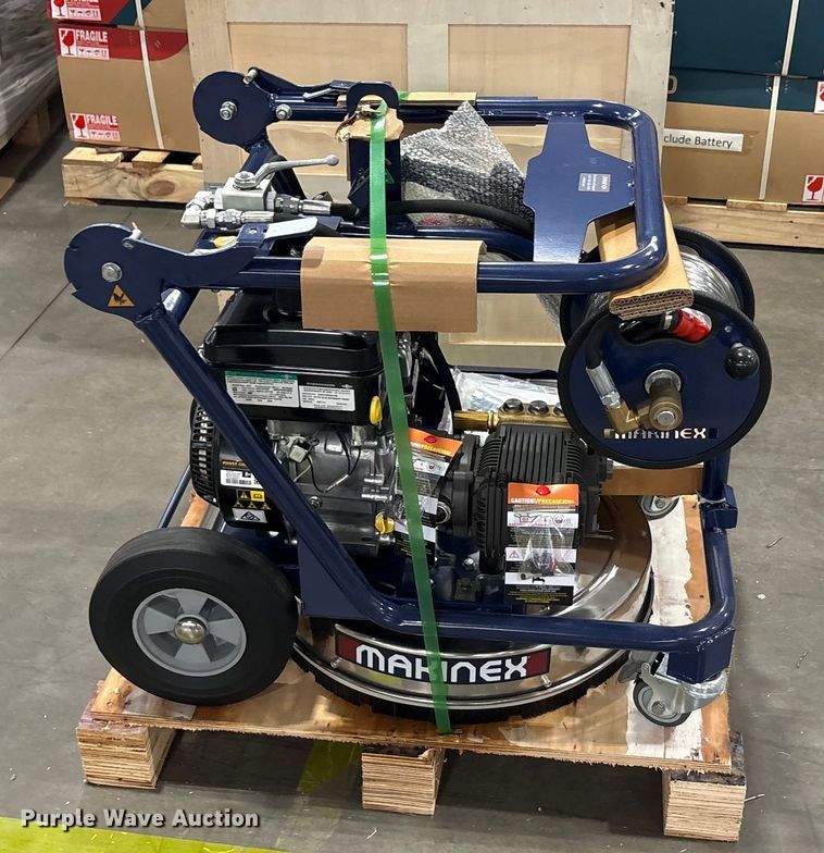 image for item EU0267 2022 Makinex DPW-2500-DS pressure washer