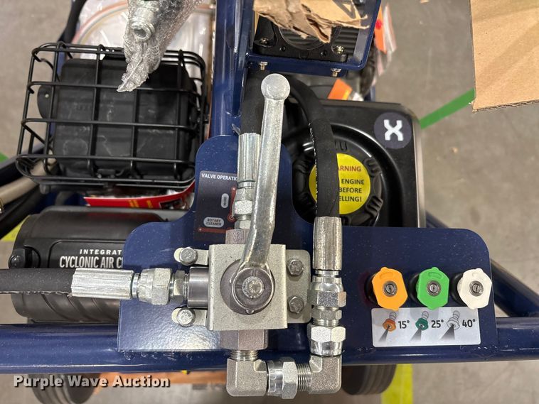 image for item EU0267 2022 Makinex DPW-2500-DS pressure washer