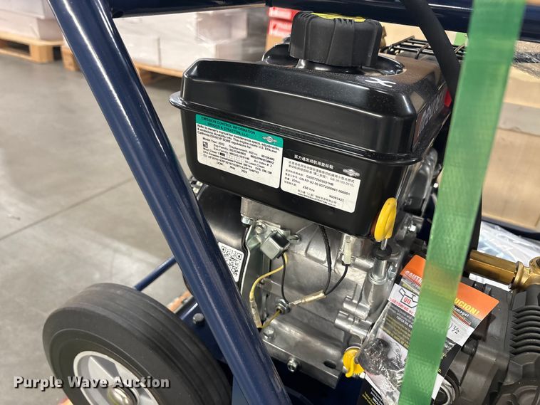 image for item EU0267 2022 Makinex DPW-2500-DS pressure washer