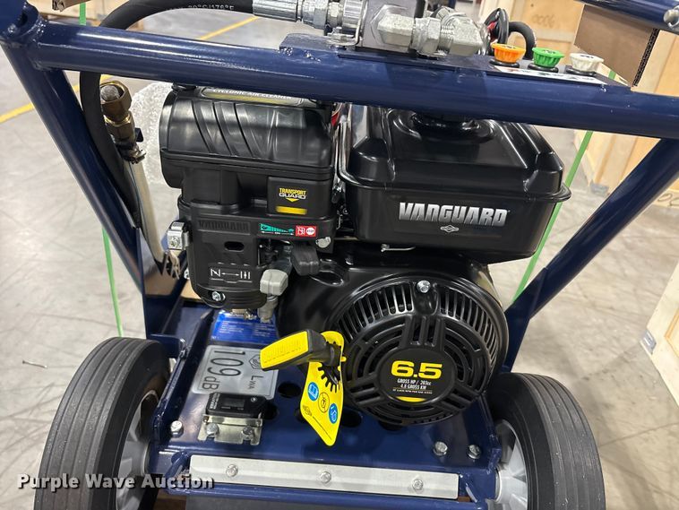 image for item EU0268 2022 Makinex DPW-2500-DS pressure washer