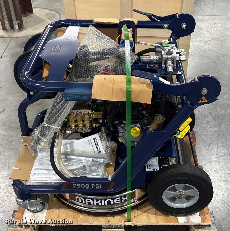image for item EU0269 2022 Makinex DPW-2500-DS pressure washer