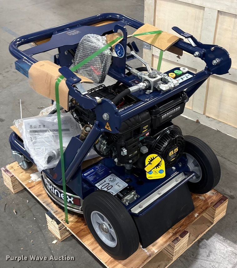 image for item EU0270 2022 Makinex DPW-2500-DS pressure washer