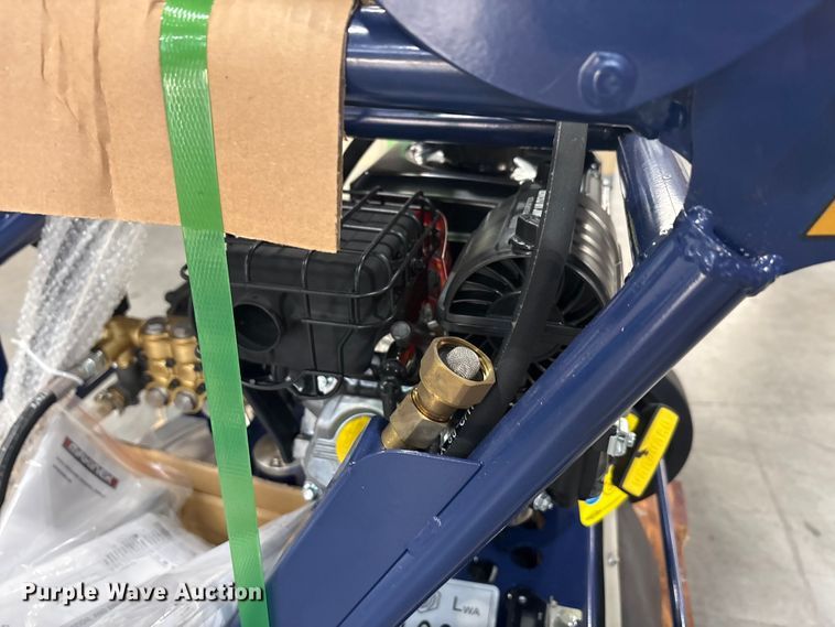 image for item EU0270 2022 Makinex DPW-2500-DS pressure washer