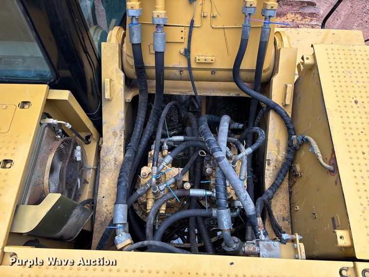 image for item EU7102 2010 Caterpillar 345D L excavator