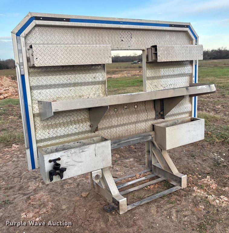 image for item EU7153 Sturdy-Lite headache rack