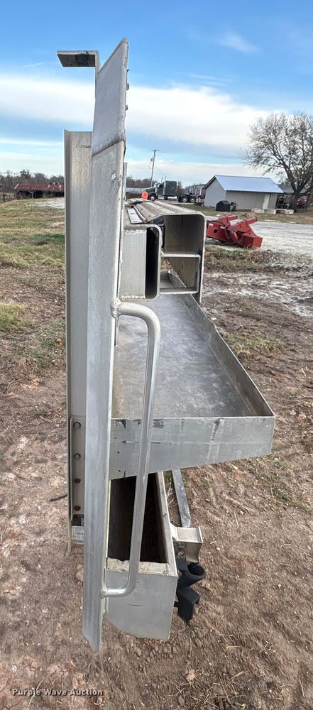 image for item EU7153 Sturdy-Lite headache rack