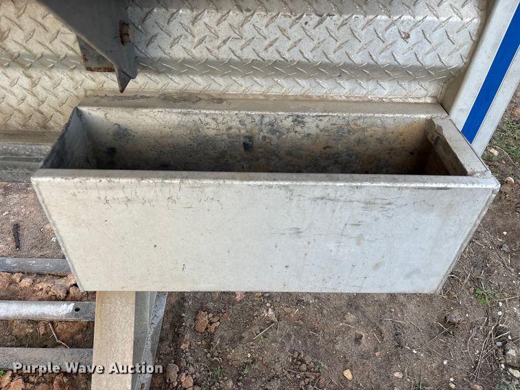 image for item EU7153 Sturdy-Lite headache rack