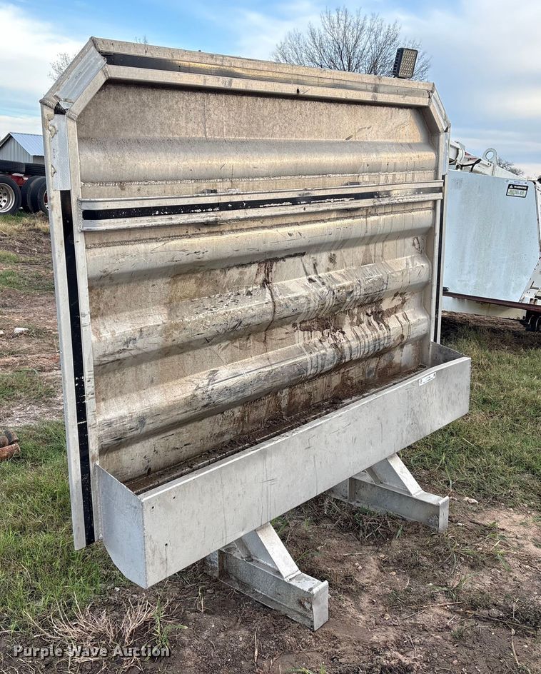 image for item EU7154 Headache rack