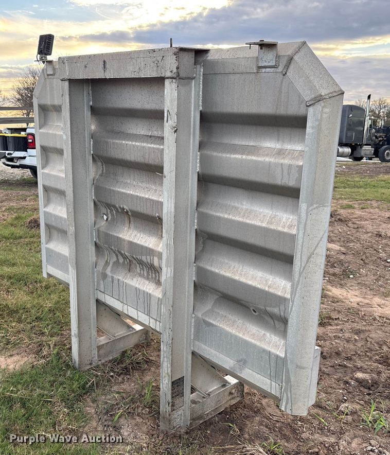 image for item EU7154 Headache rack