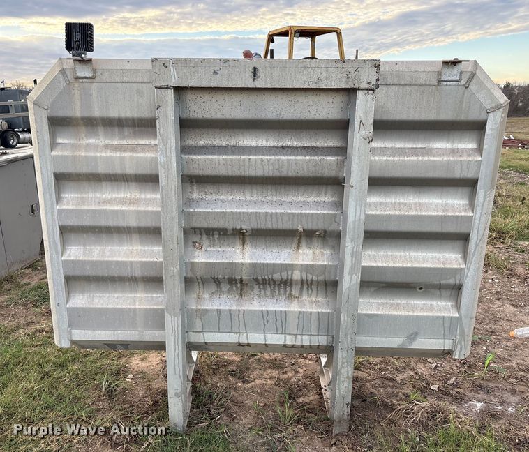 image for item EU7154 Headache rack