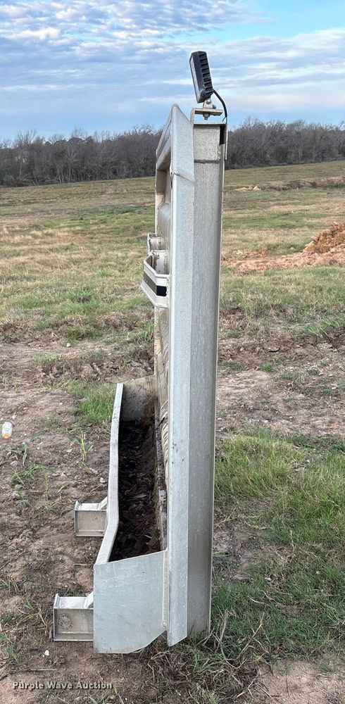 image for item EU7154 Headache rack