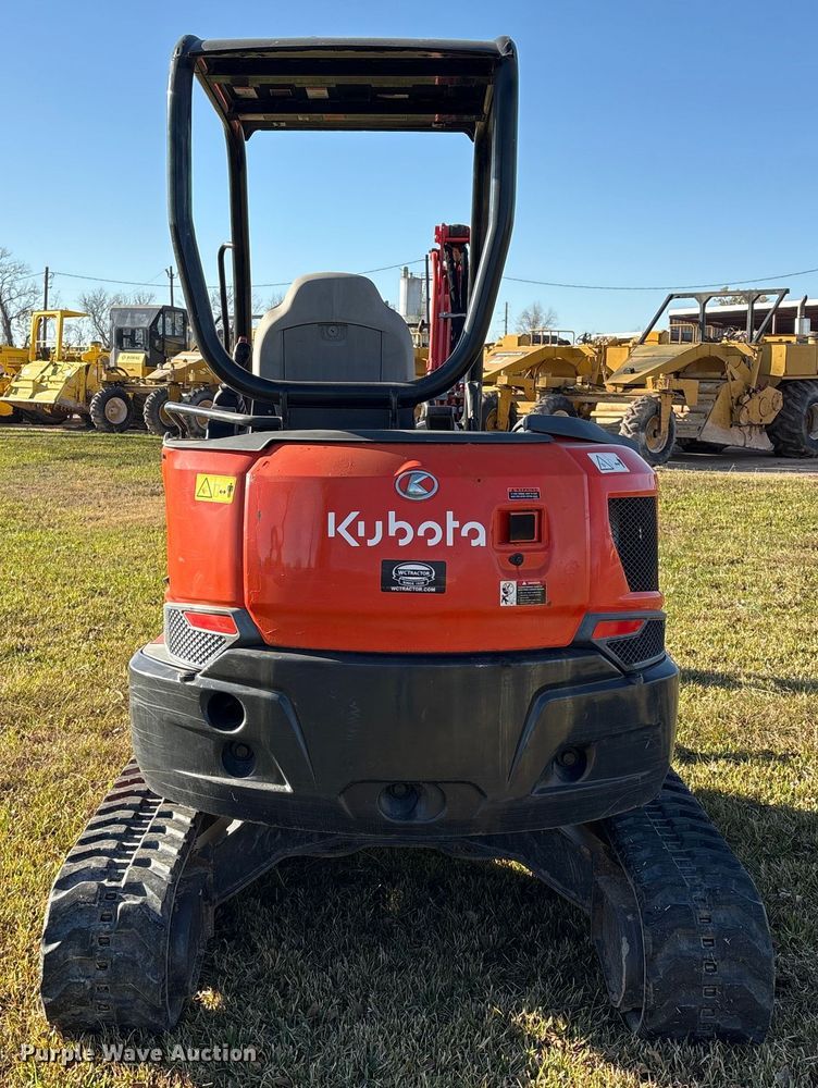 image for item EU7328 2022 Kubota U35-4 mini excavator