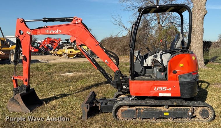 image for item EU7328 2022 Kubota U35-4 mini excavator