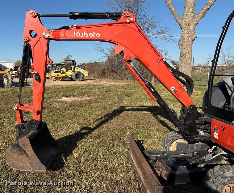 image for item EU7328 2022 Kubota U35-4 mini excavator