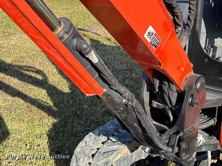 image for item EU7328 2022 Kubota U35-4 mini excavator