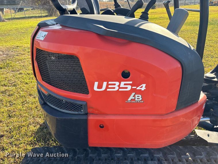 image for item EU7328 2022 Kubota U35-4 mini excavator