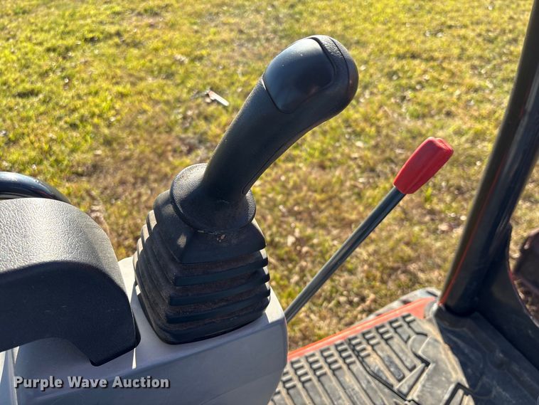 image for item EU7328 2022 Kubota U35-4 mini excavator