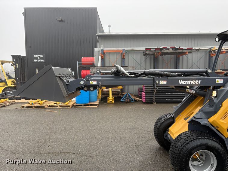 image for item EU8581 2022 Vermeer ATX850 compact wheel loader