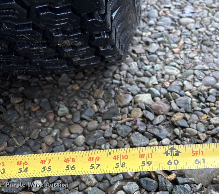 image for item EU8581 2022 Vermeer ATX850 compact wheel loader