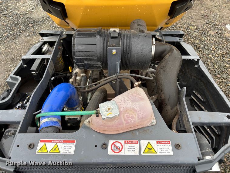 image for item EU8581 2022 Vermeer ATX850 compact wheel loader