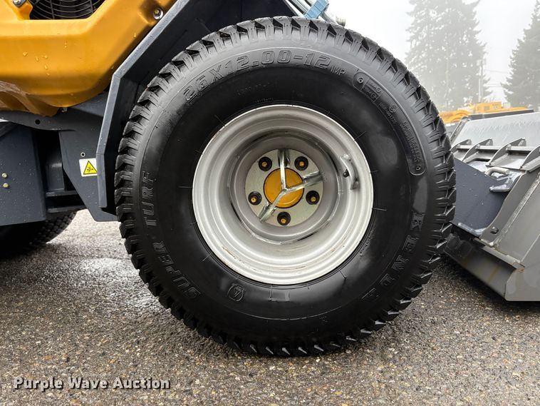 image for item EU8581 2022 Vermeer ATX850 compact wheel loader