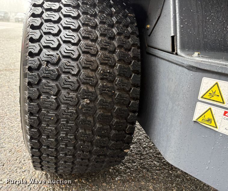 image for item EU8581 2022 Vermeer ATX850 compact wheel loader