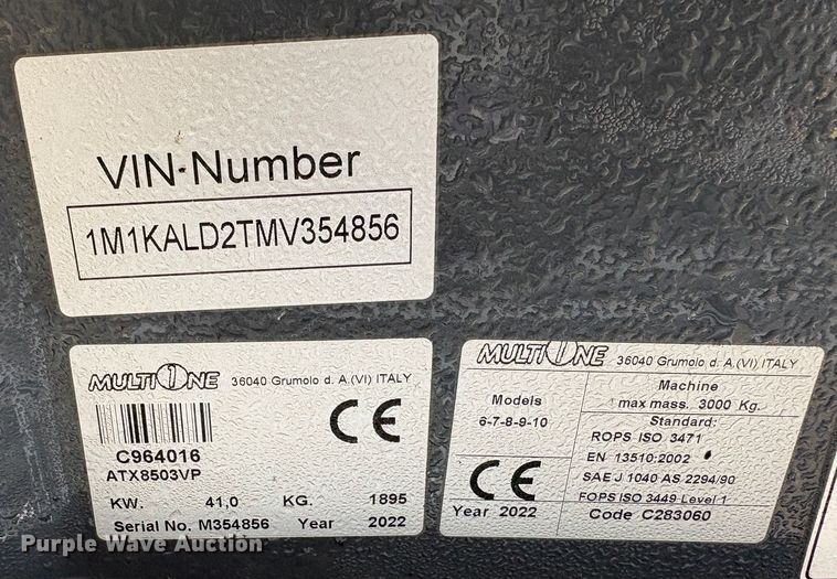 image for item EU8581 2022 Vermeer ATX850 compact wheel loader