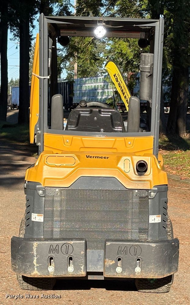image for item EU8583 2022 Vermeer ATX530 wheel loader